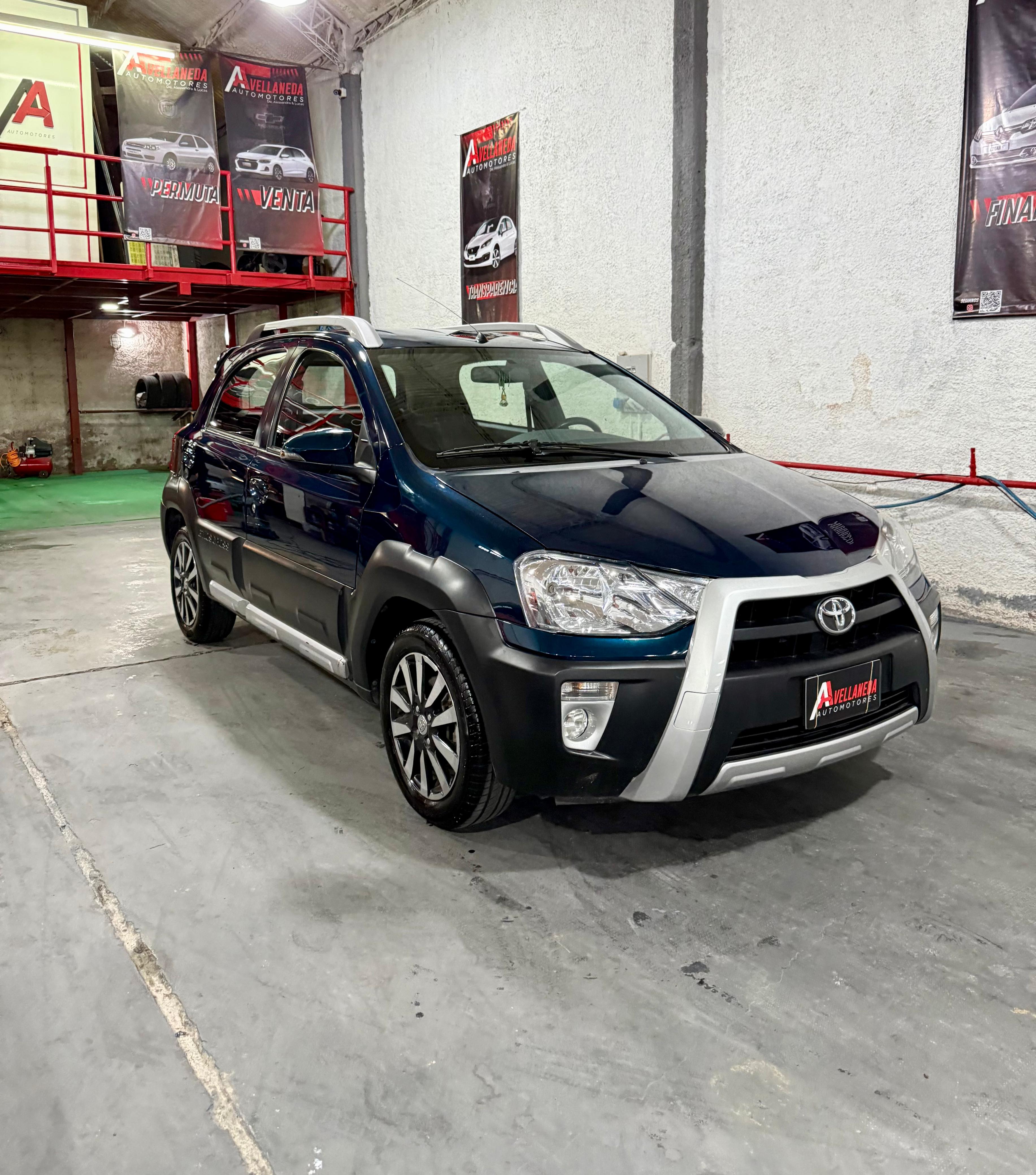 TOYOTA ETIOS CROSS 1.5 M7T 2016