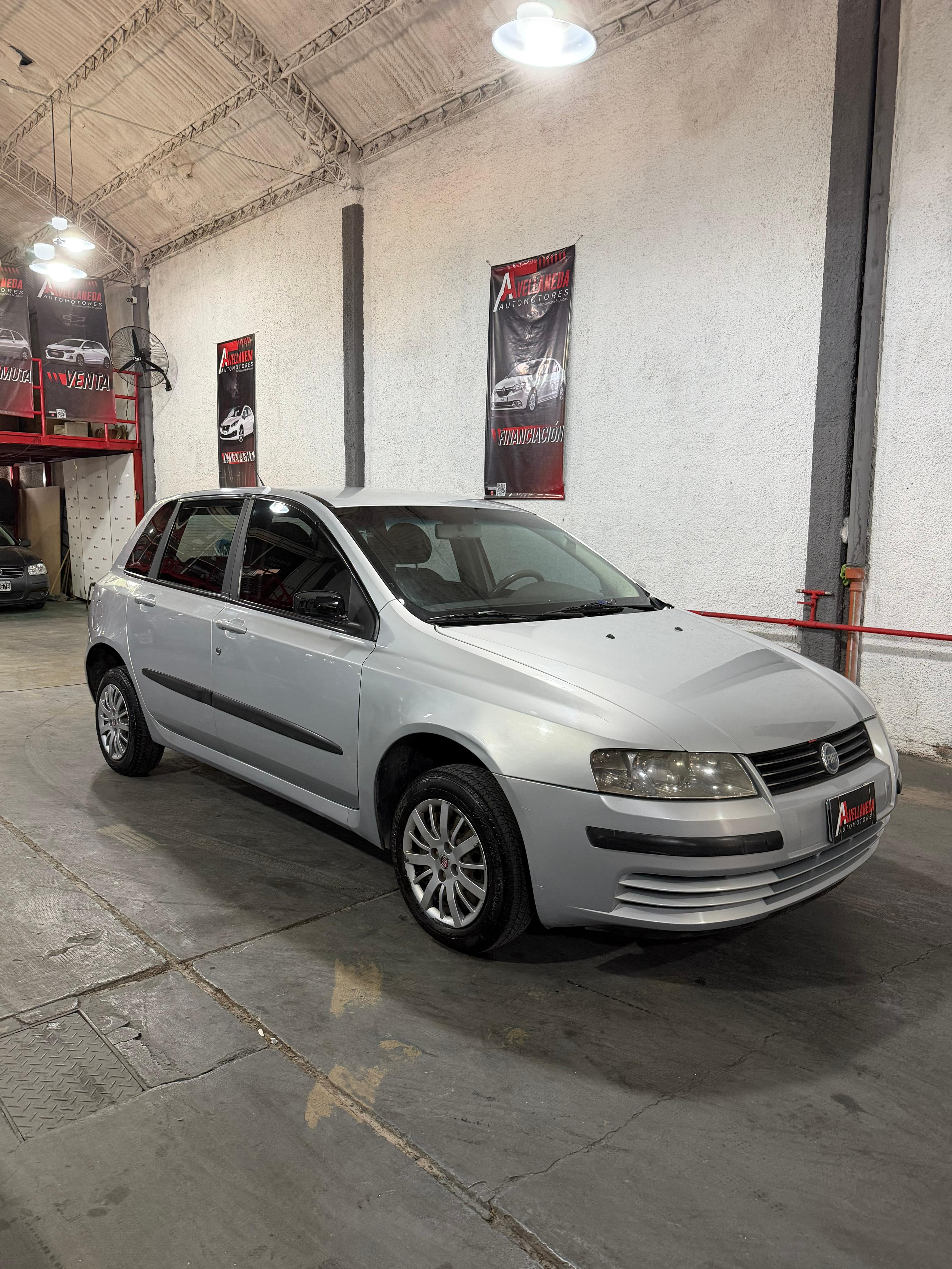 Auto usado en Mendoza - FIAT STILO 2006