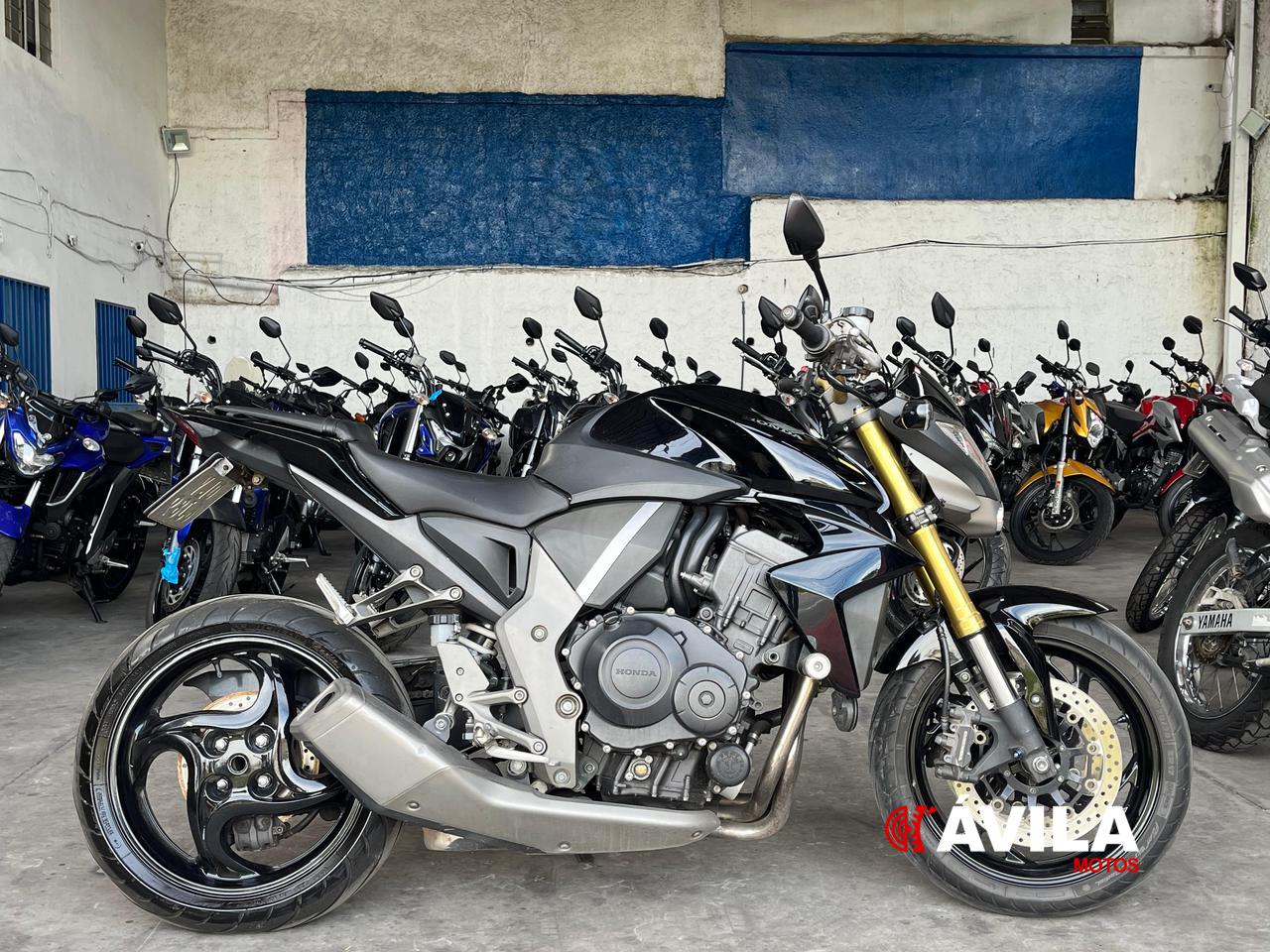 CB1000