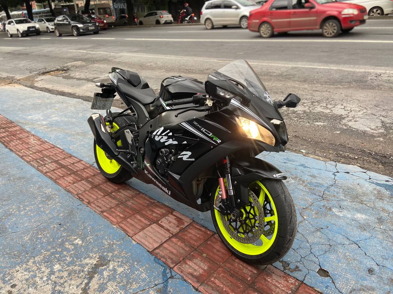 NINJA ZX-10
