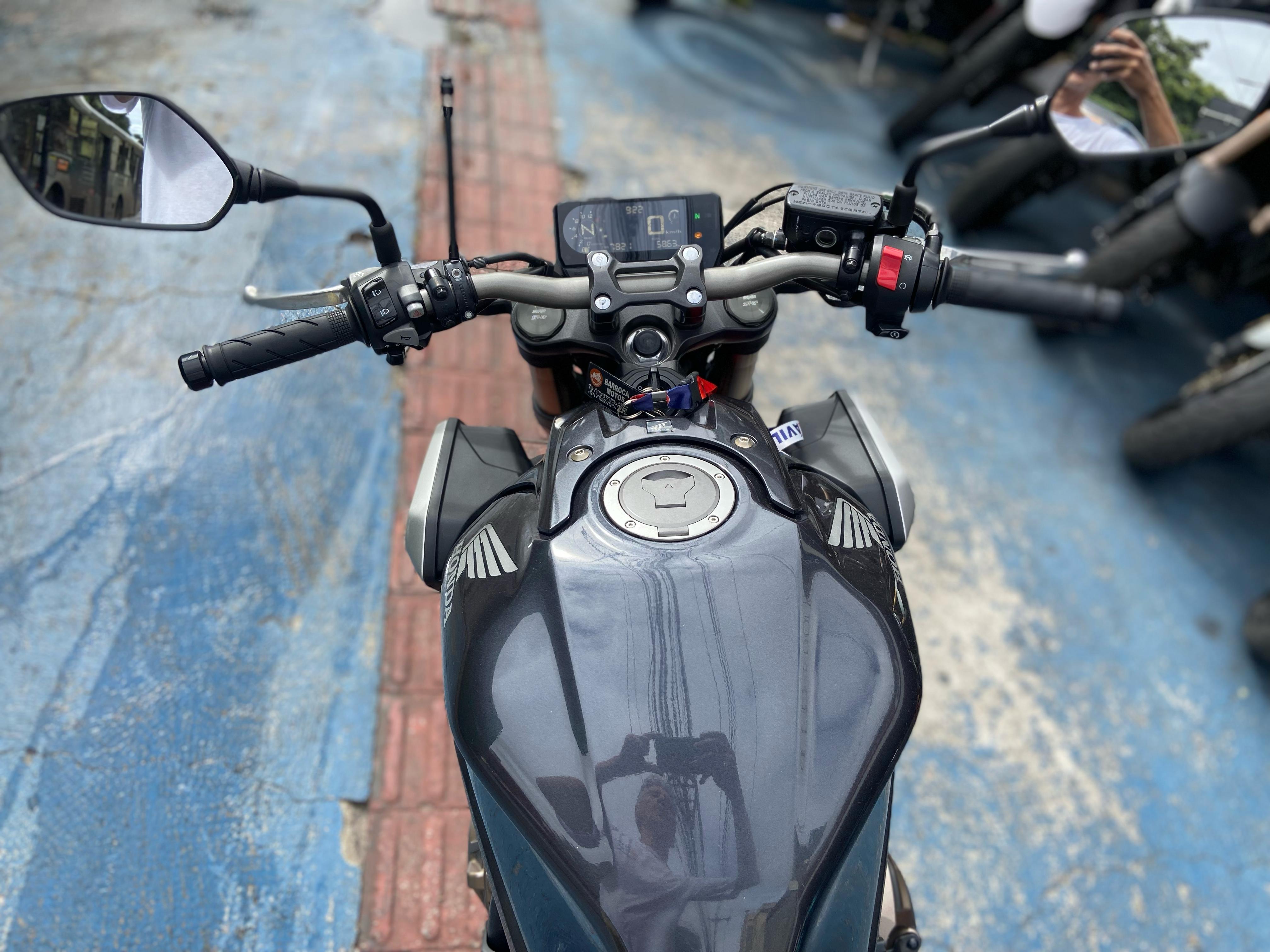 CB 650 R ABS