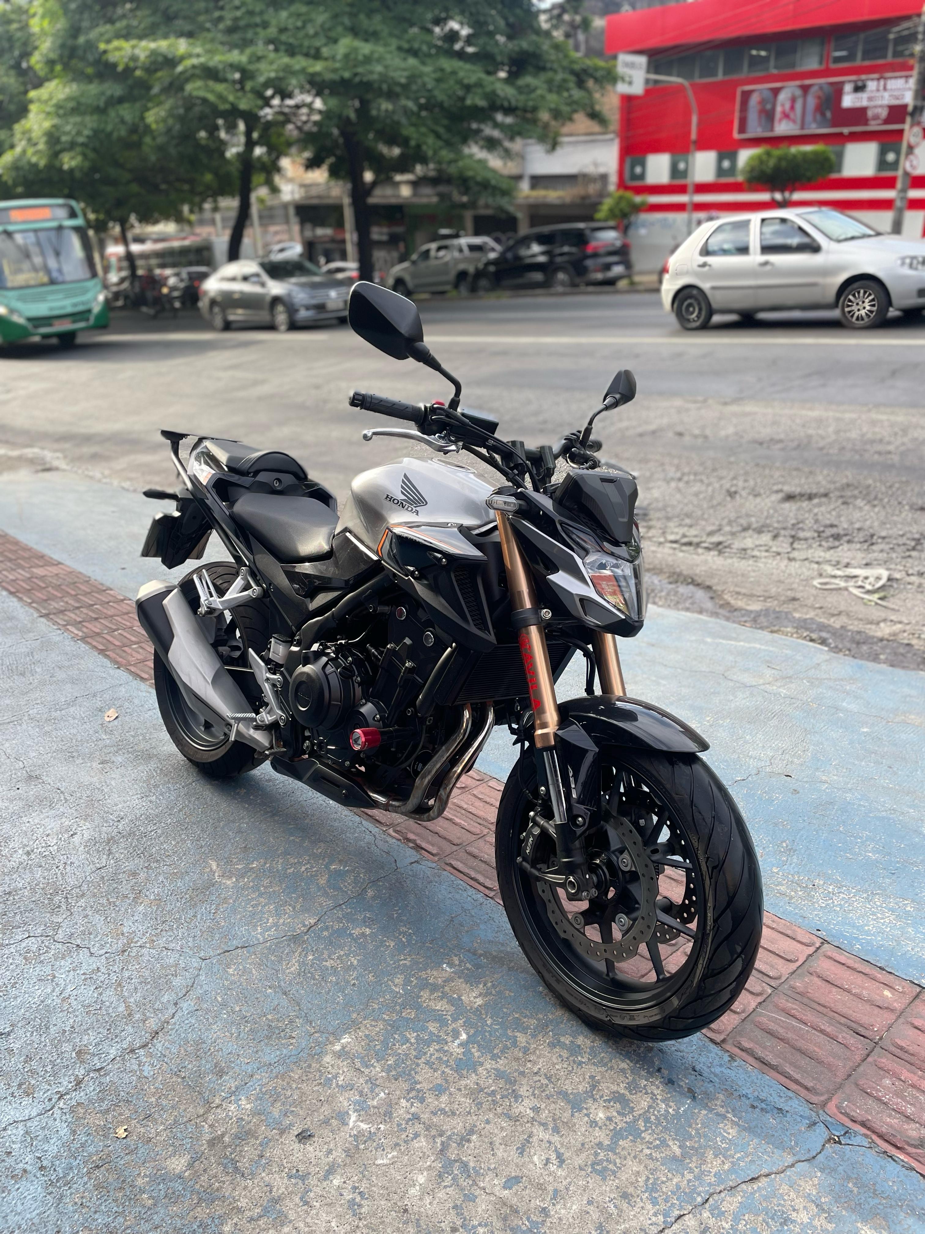 CB 500
