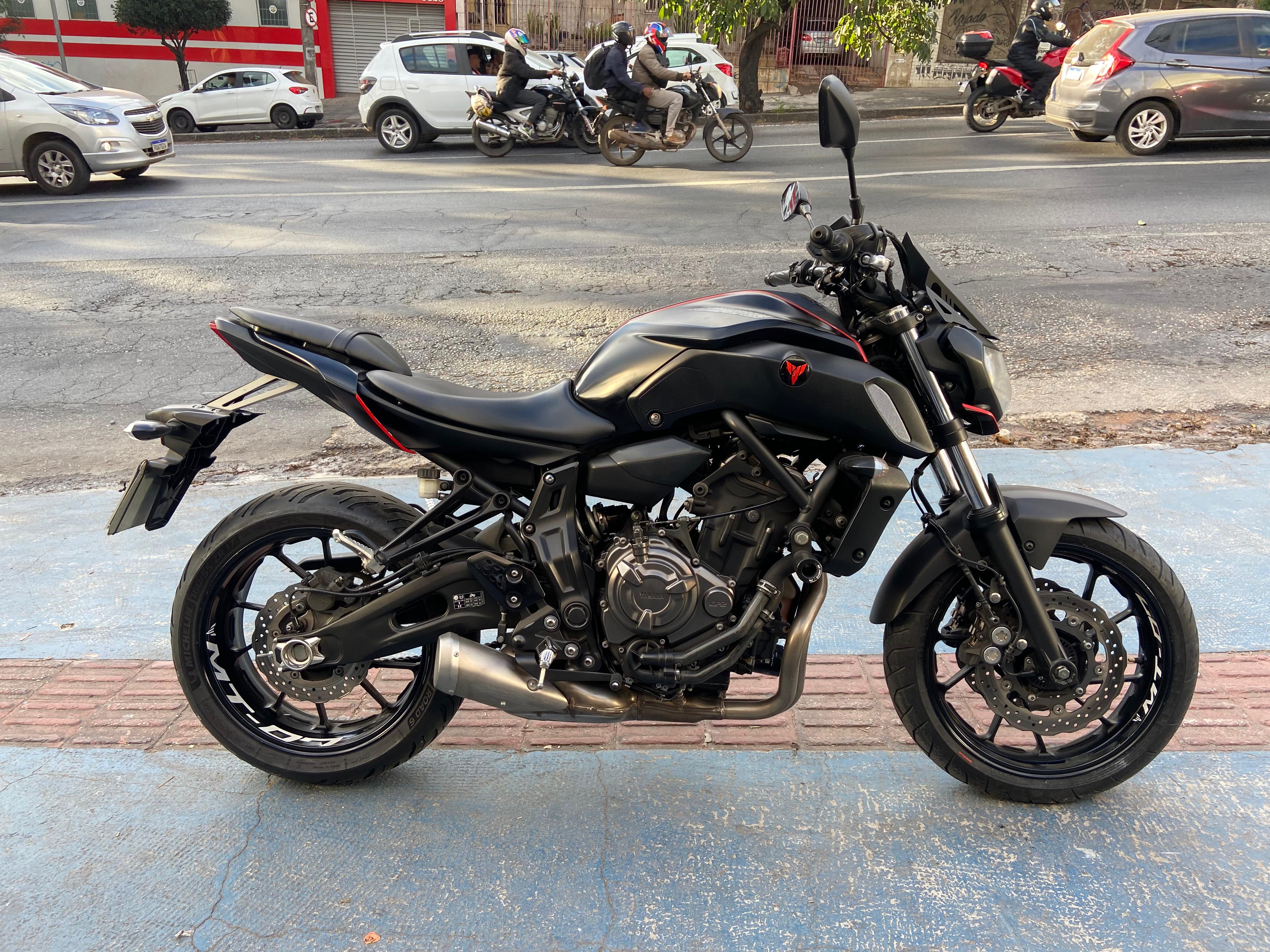 MT-07/MT-07 ABS 689cc