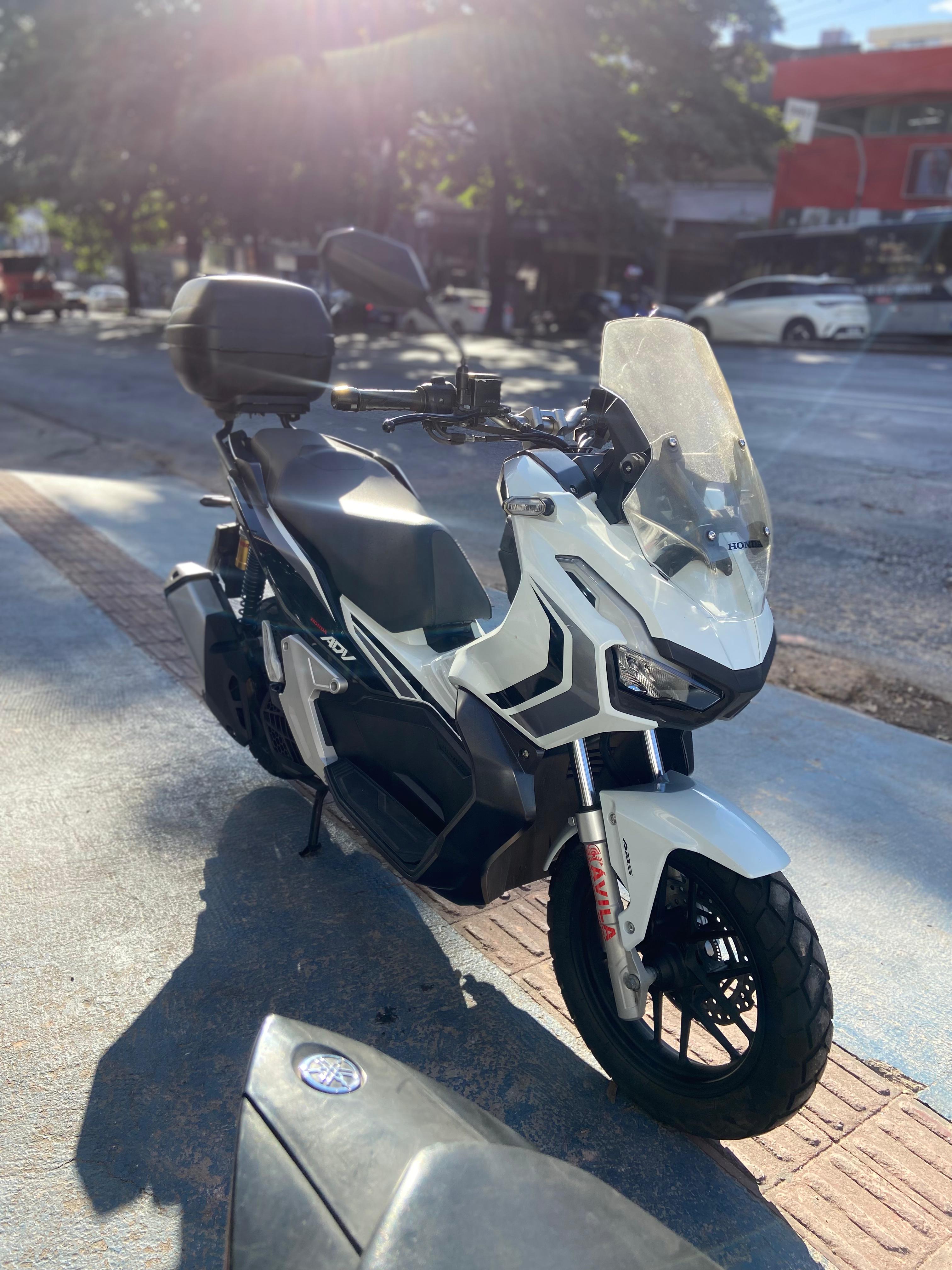 ADV 150