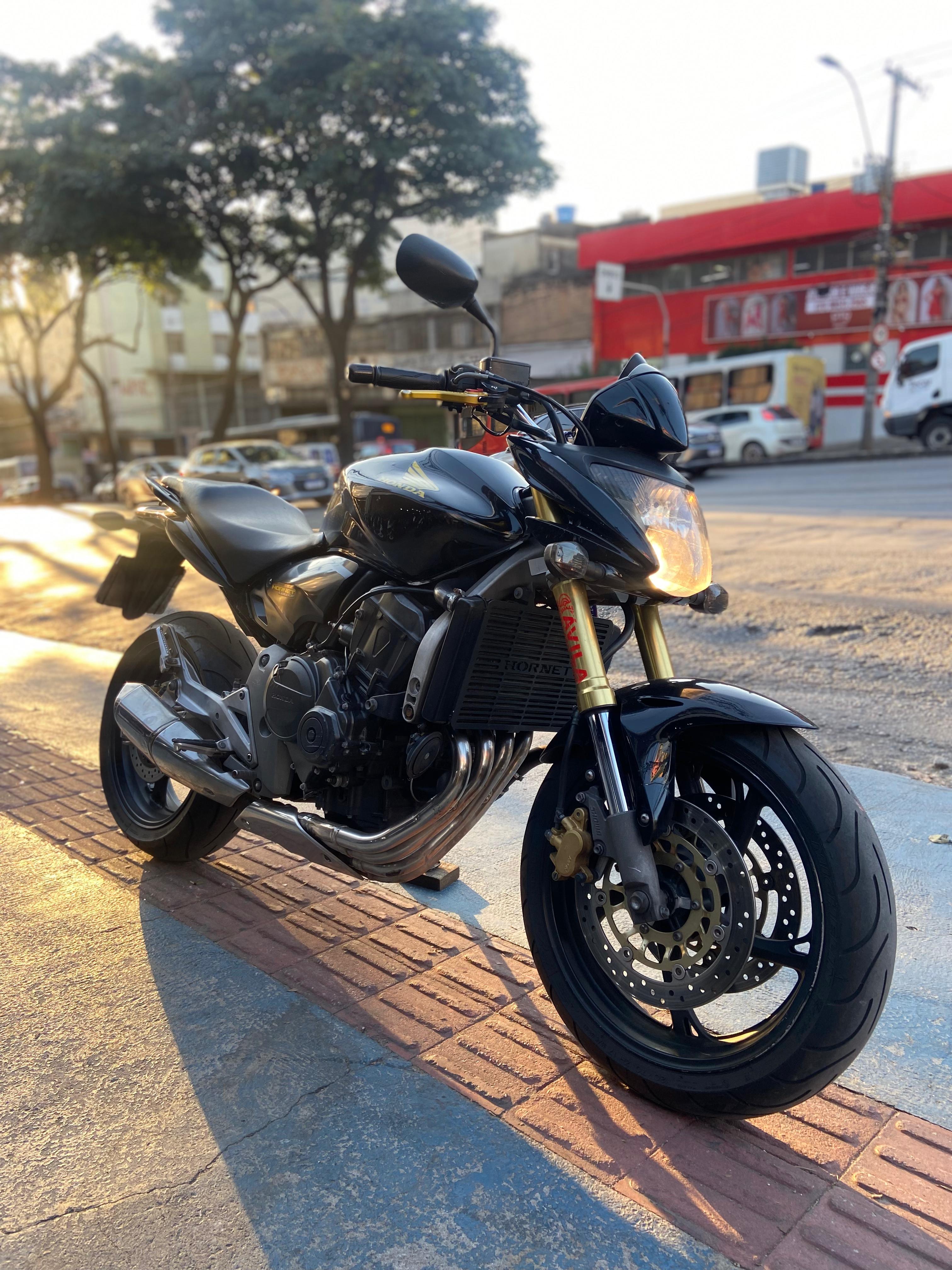 CB 600F HORNET