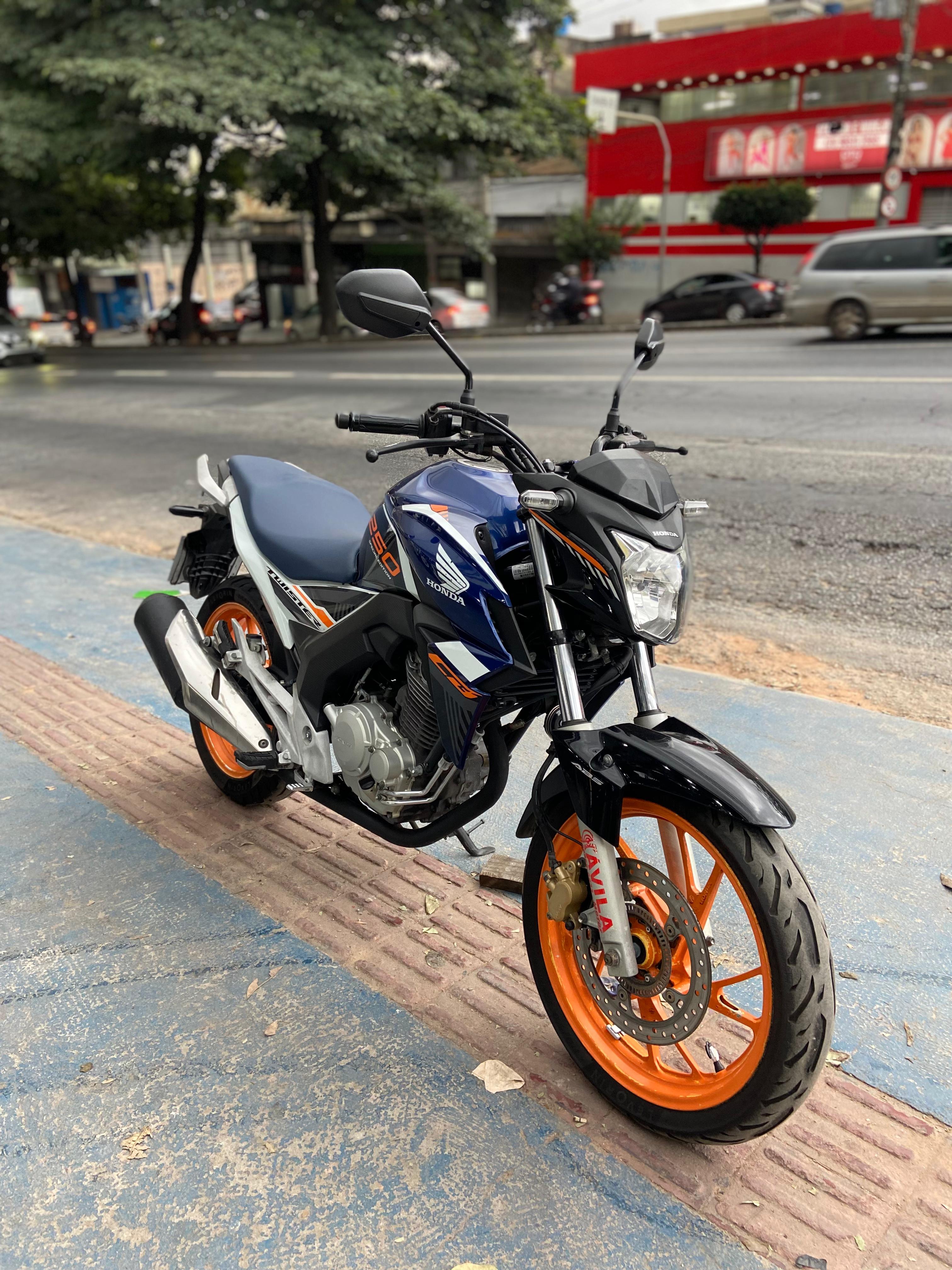 CB 250 TWISTER/FLEXONE