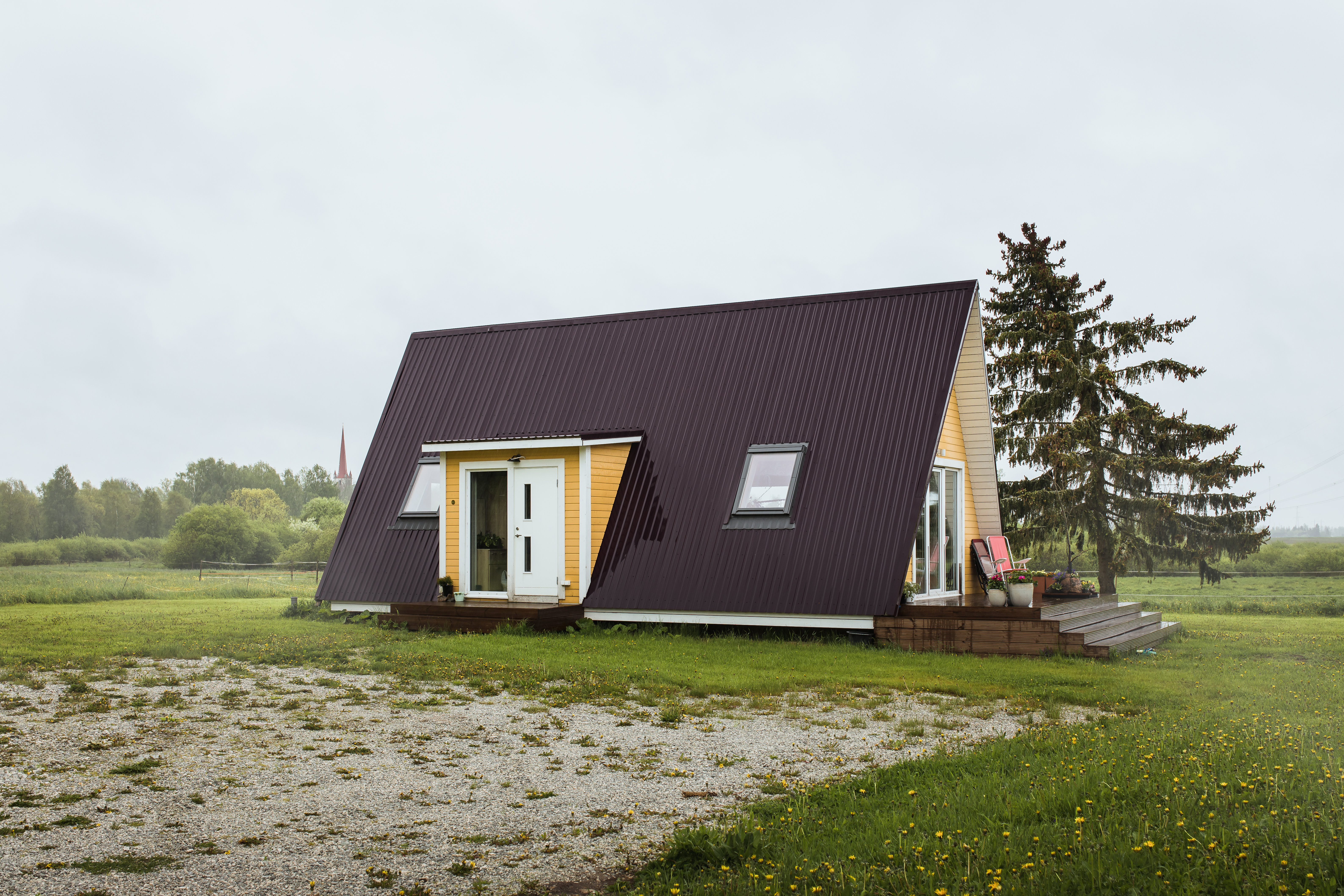 First image in the gallery of the current house model