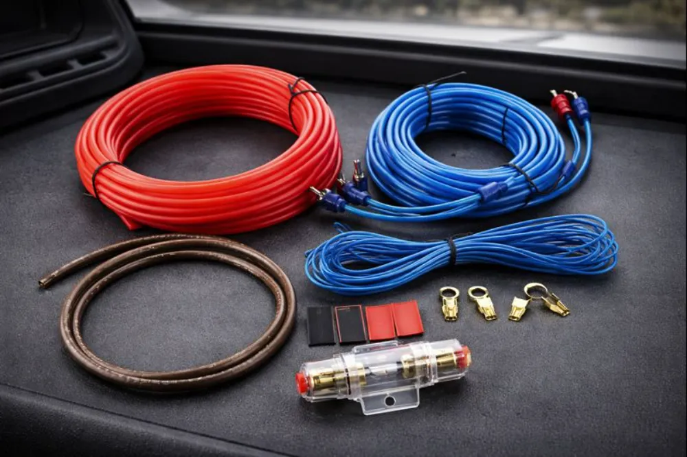 Автомобільні акустичні дроти