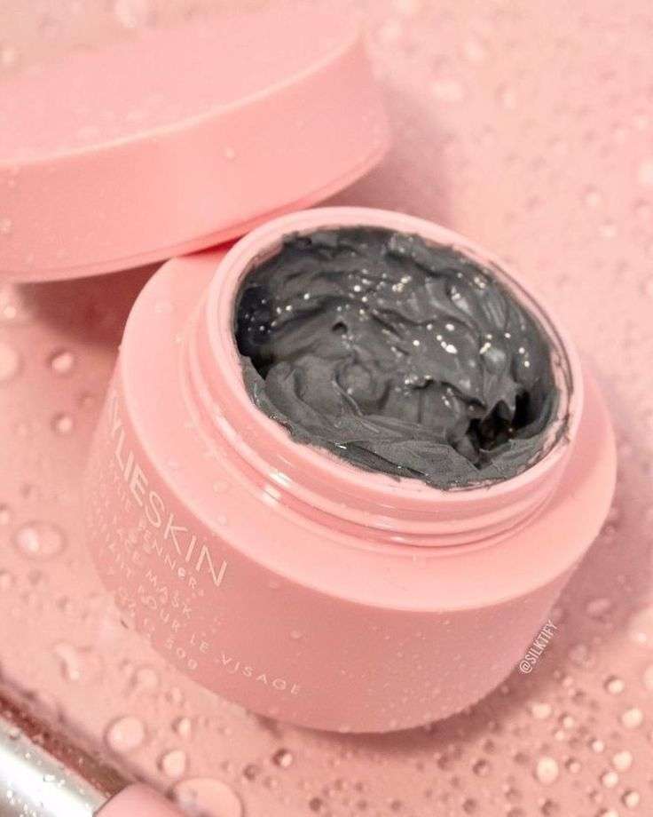 KylieSkin mask detox