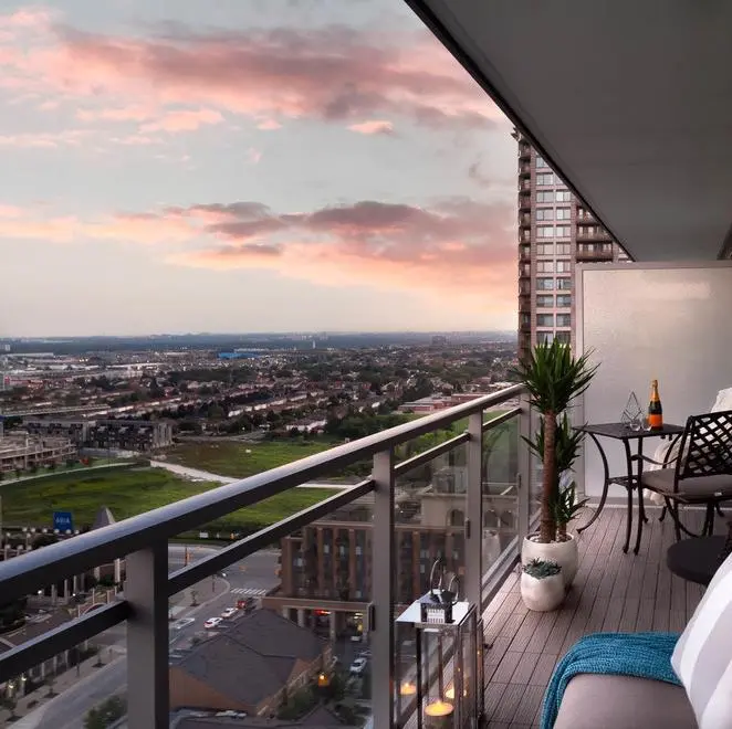 DLF Arbour