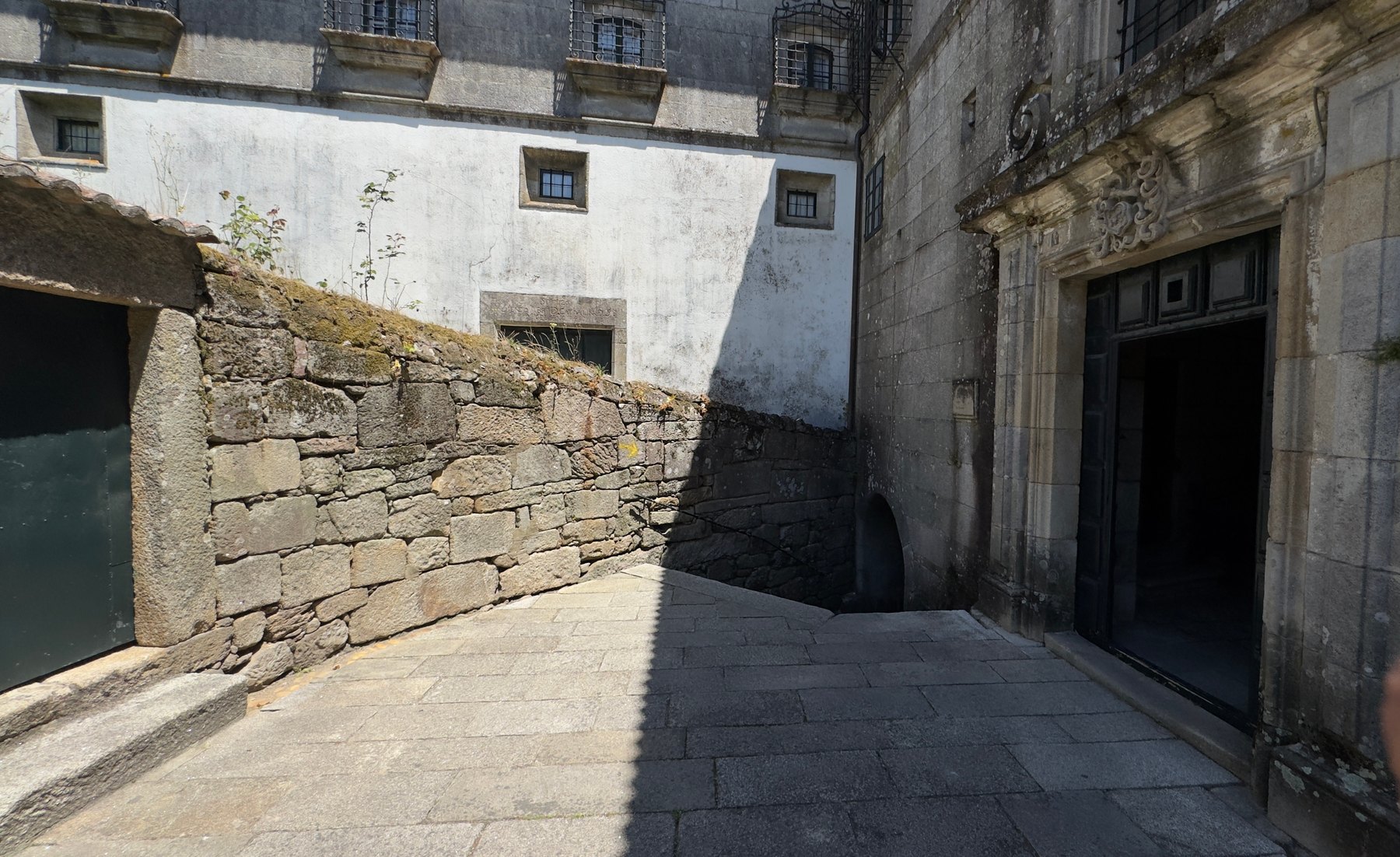 Entrada Túnel de las Clarisas