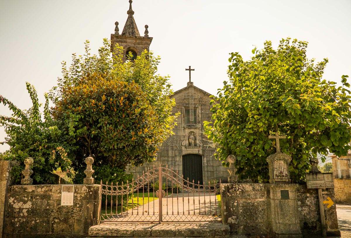 Iglesia de San Bartolomé de Rebordáns