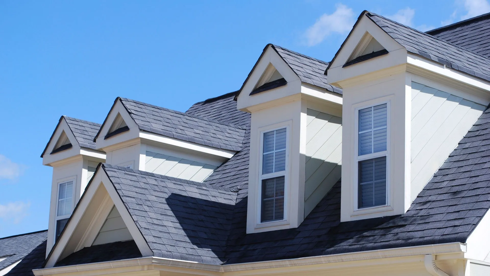 Signs Your Roof Needs Repair Before Winter