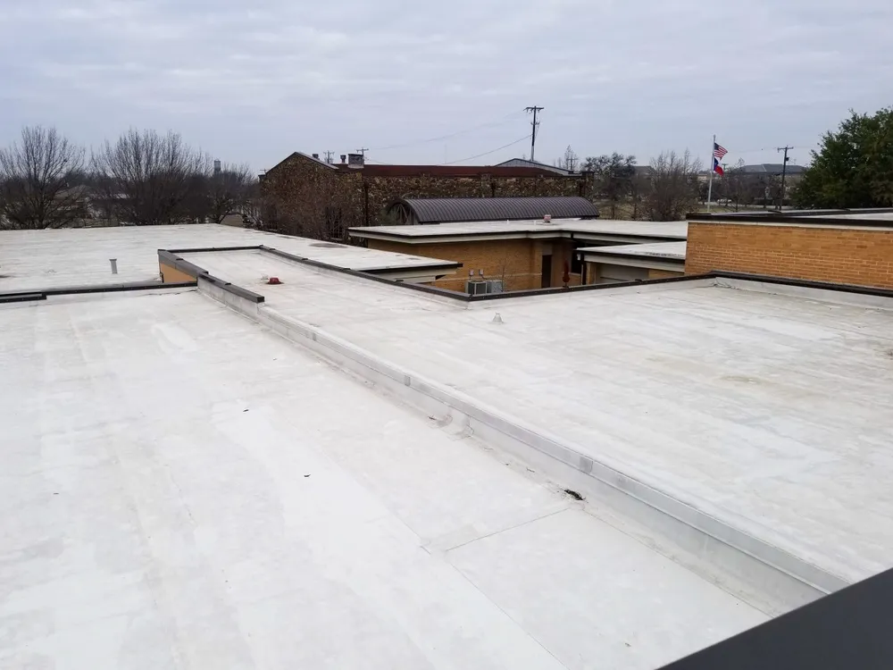 The Benefits of Flat Roofing: Is It Right for Your Home?