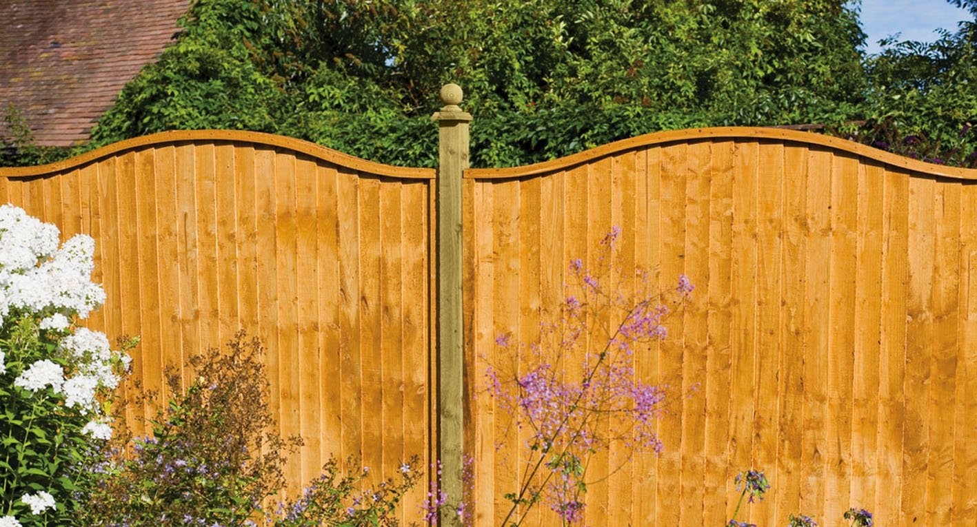 Solid Style Wood Fence