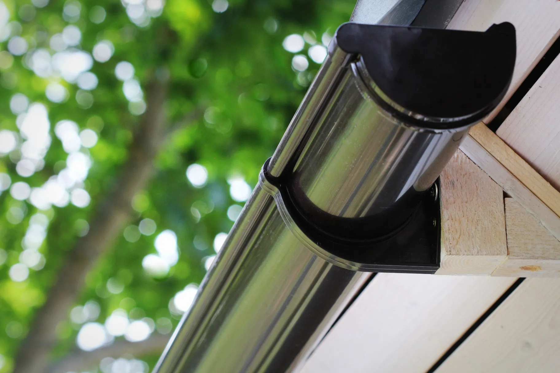 Seamless Gutter Installation Services