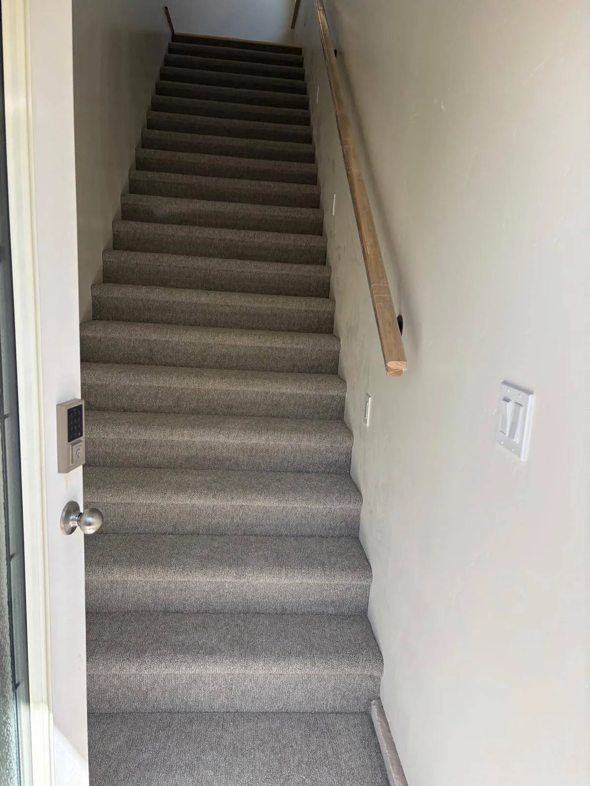 Medina Carpet Installation