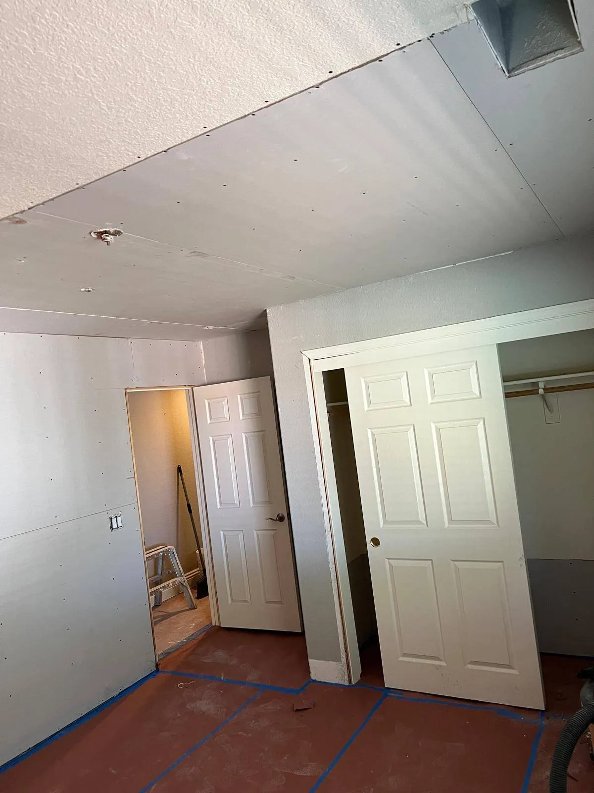 Gallery image 12