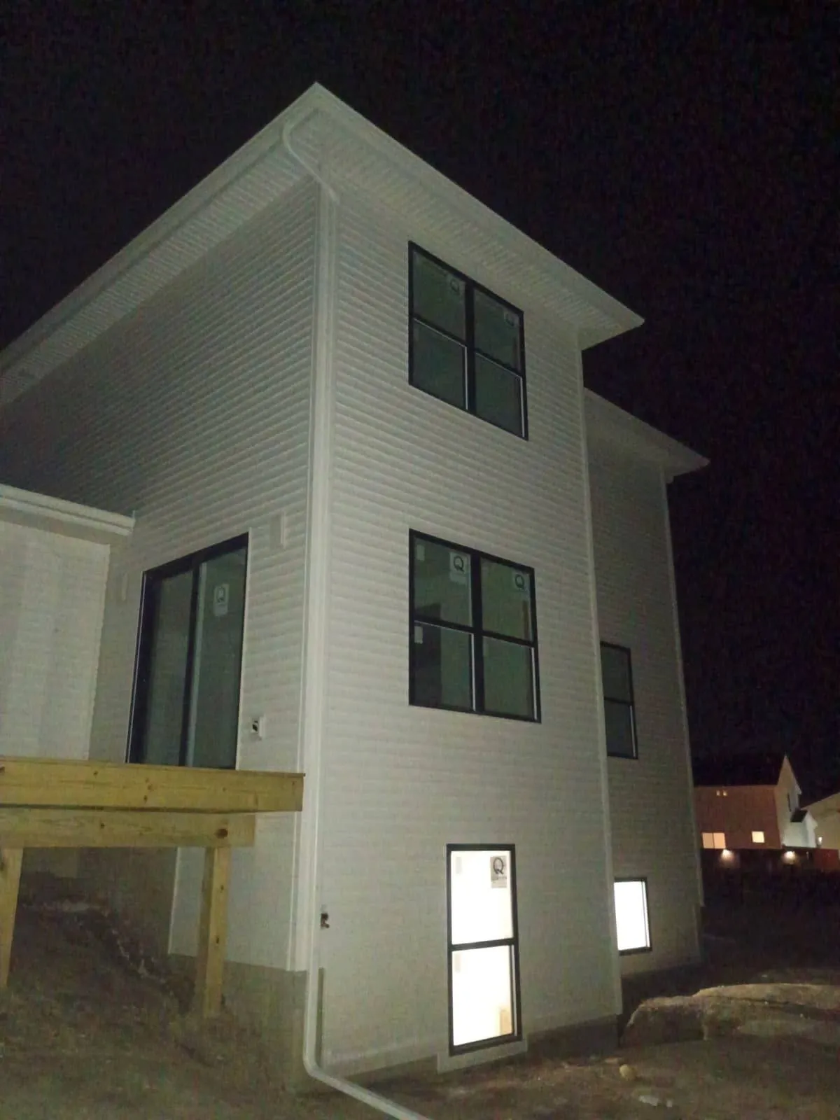 Miranda Seamless Gutters LLC