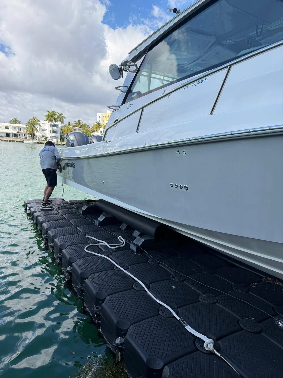 Bottom Cleaning Services