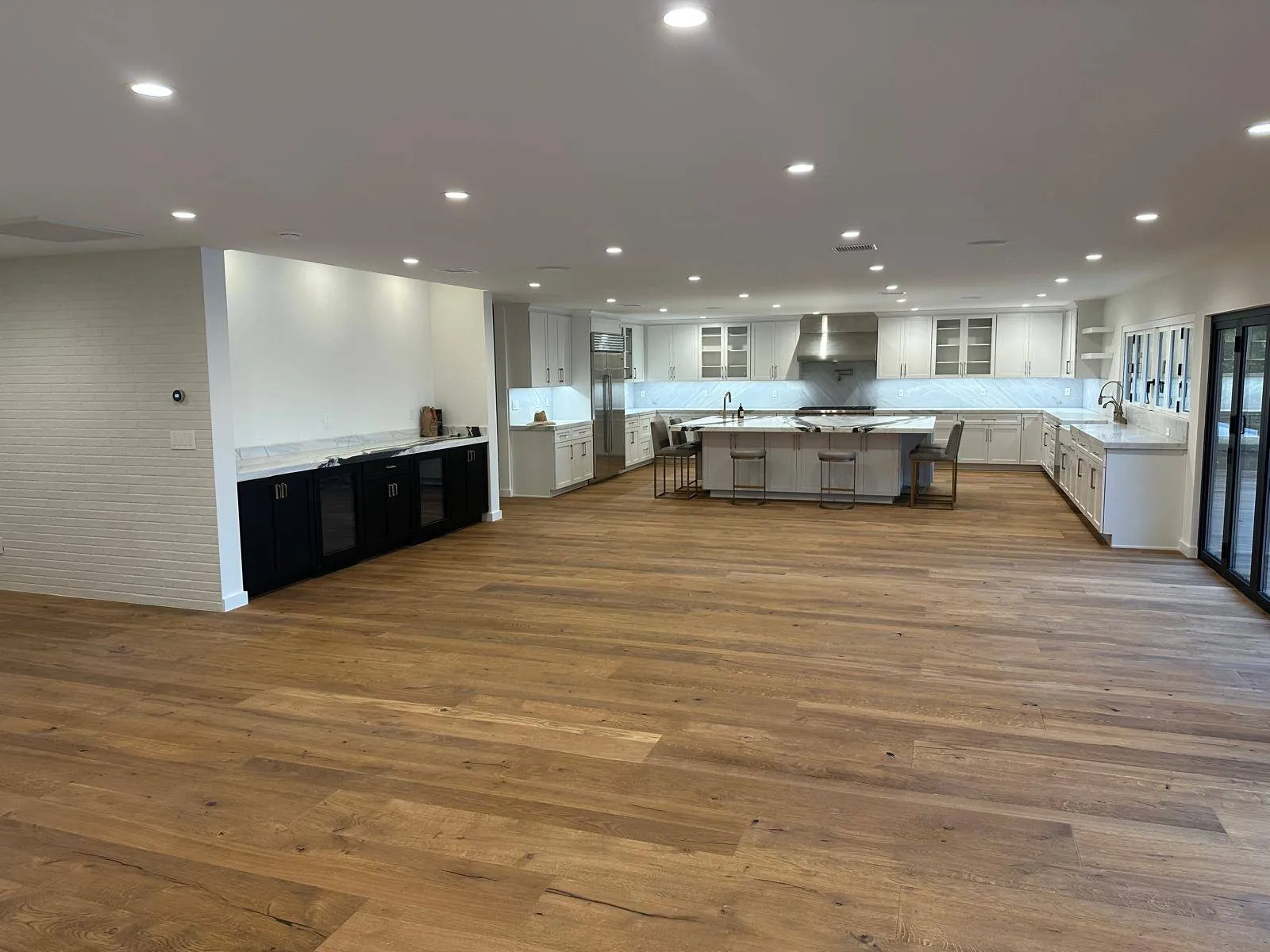 Gallery image 16