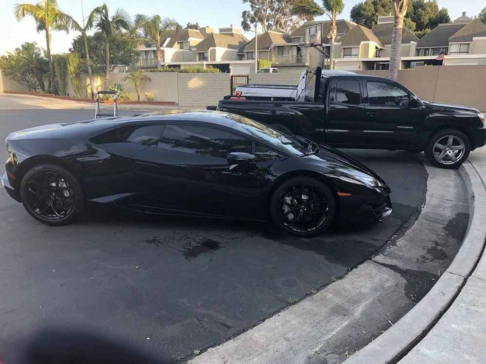 Expert Auto Detailing and Car Washing Services
