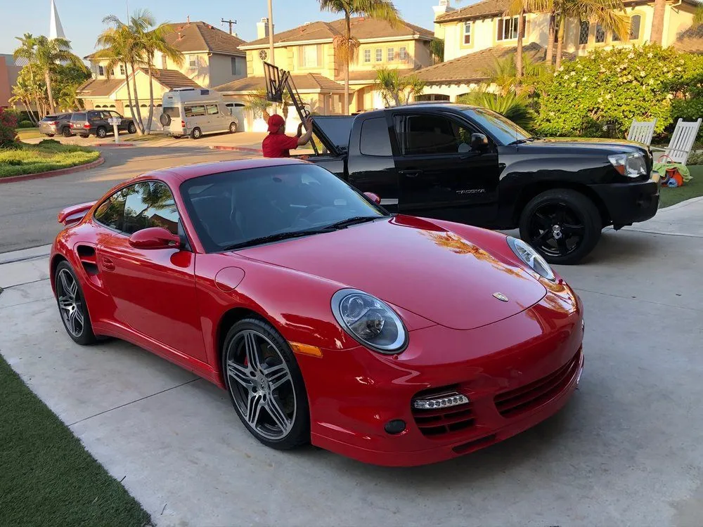 Expert Auto Detailing and Car Washing Services 4