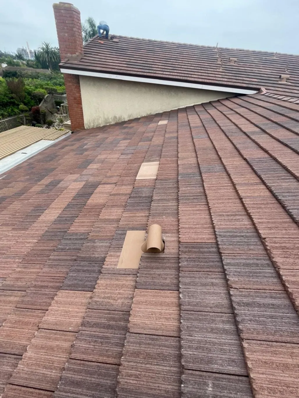 Fernandez Roofing CORP