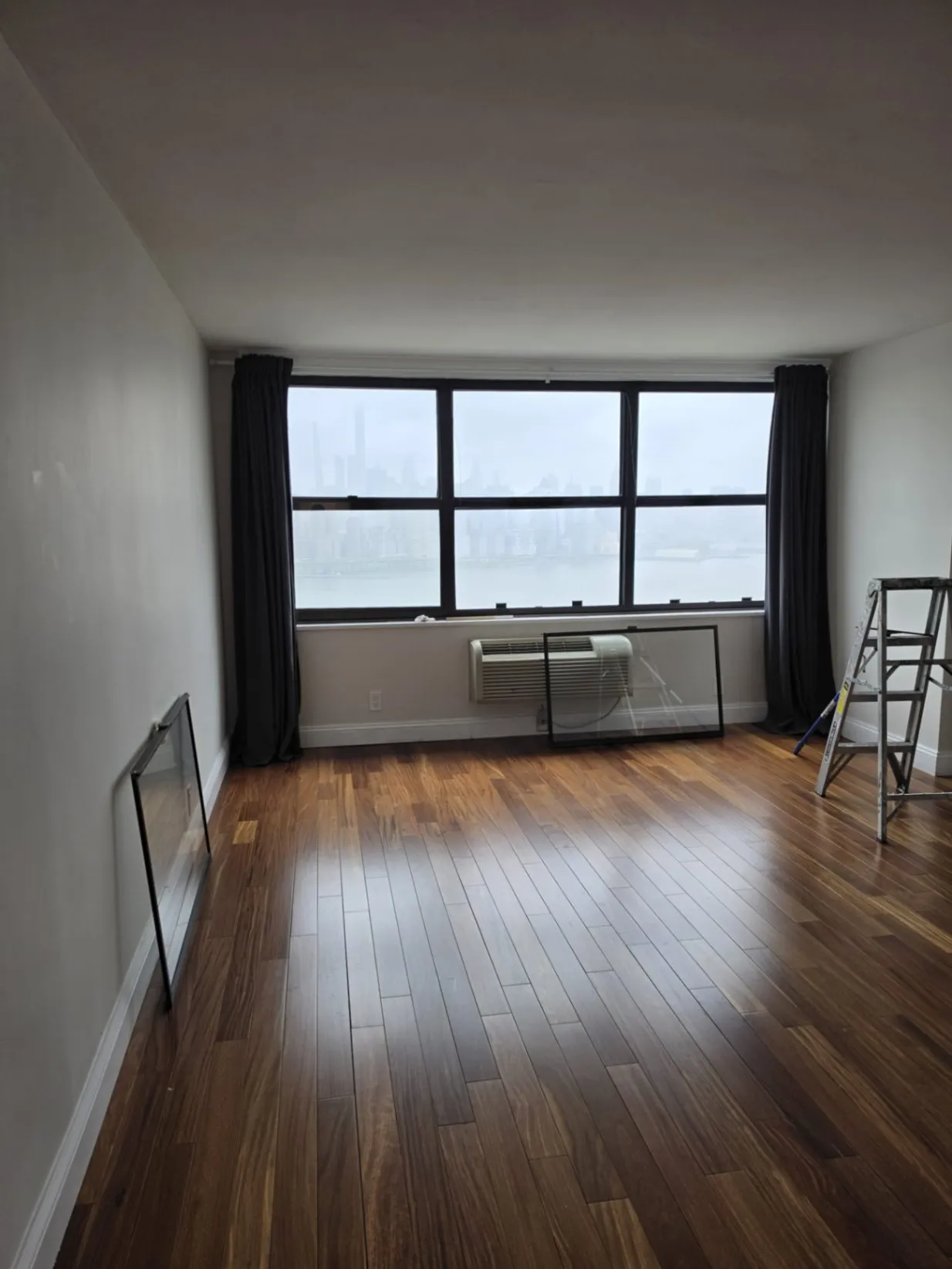 Hardwood Floor Refinishing