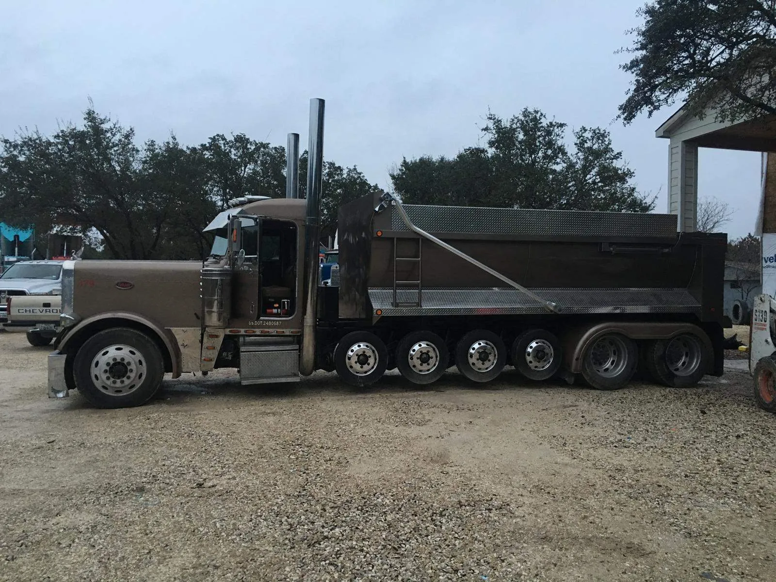 Tx Mtz Trucking And Excavation LLC