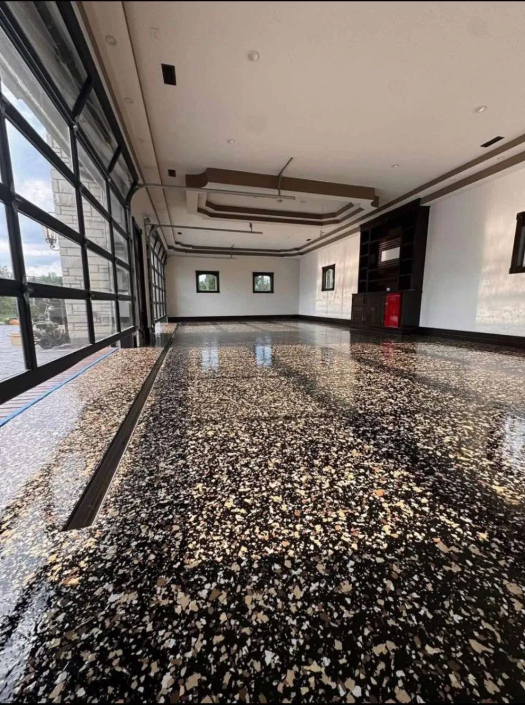 Gallery image 0