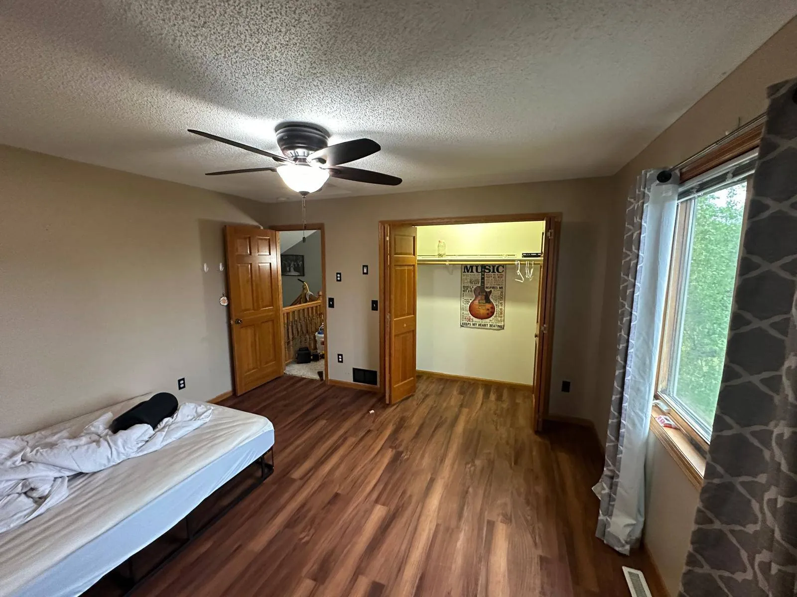 Gallery image 14