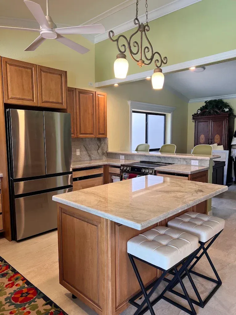 Expert Countertop & Cabinet Solutions
