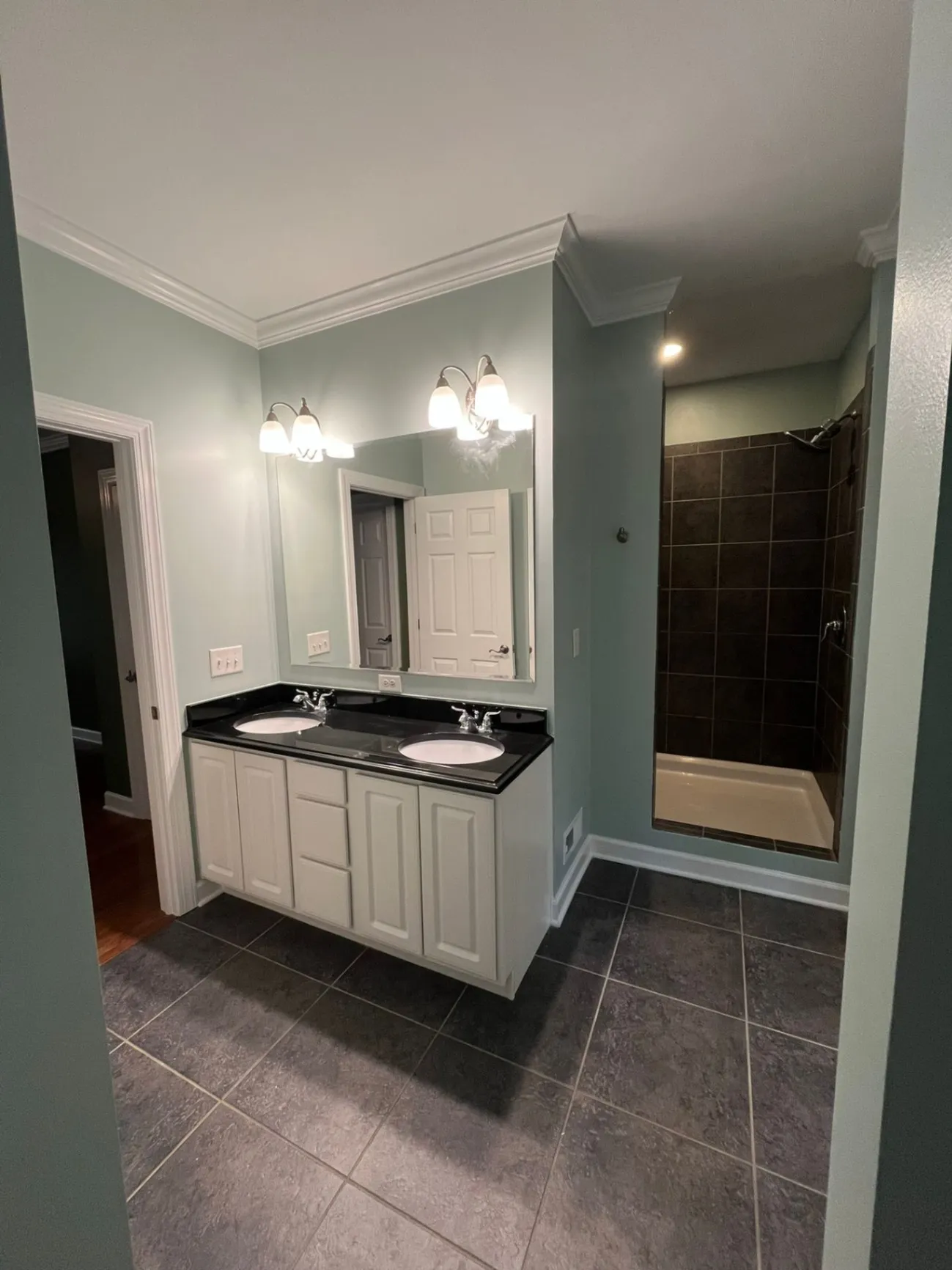 Gallery image 101