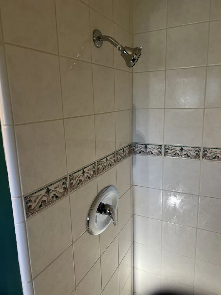 Your Trusted Plumbing Partner - Carta 1