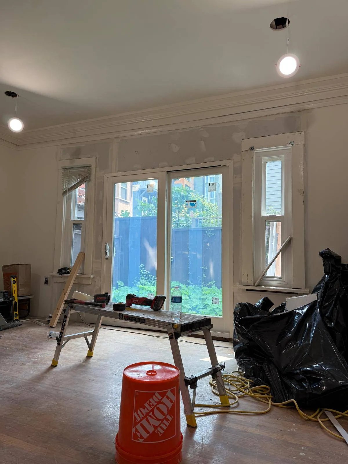 Gallery image 0