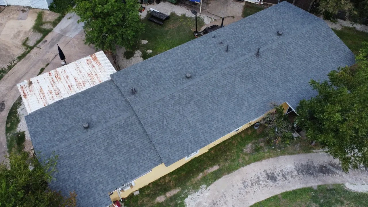 E & L Torres Roofing And Renovation