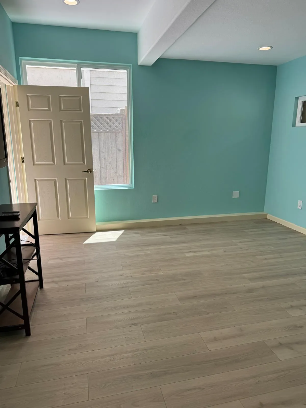 Gallery image 16