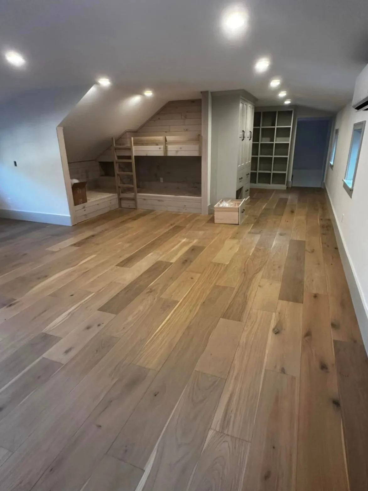 vinyl and wood flooring installation