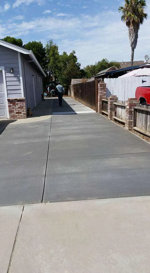 Orozco Landscaping & Maintenance LLC