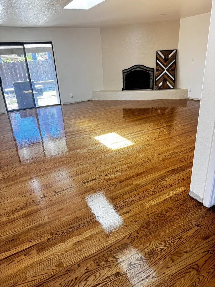 Hardwood Floor Refinishing