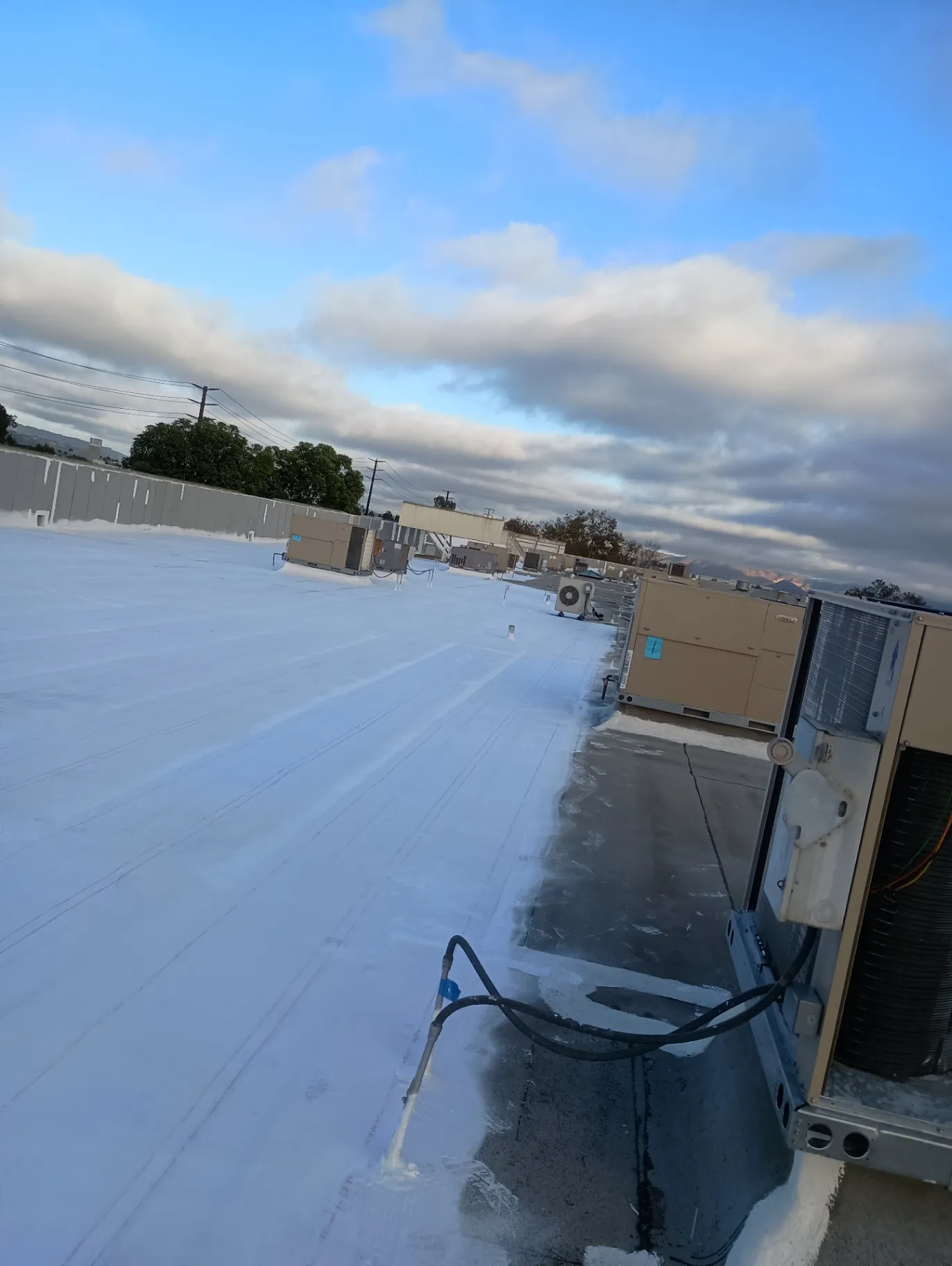 H R Roofing