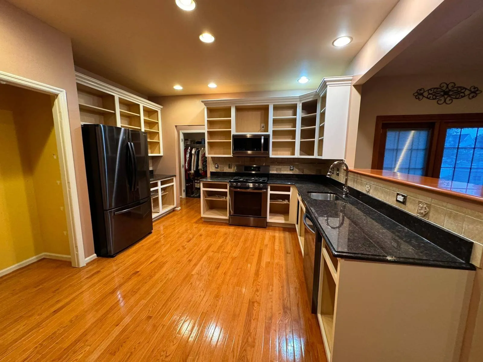 Gallery image 10