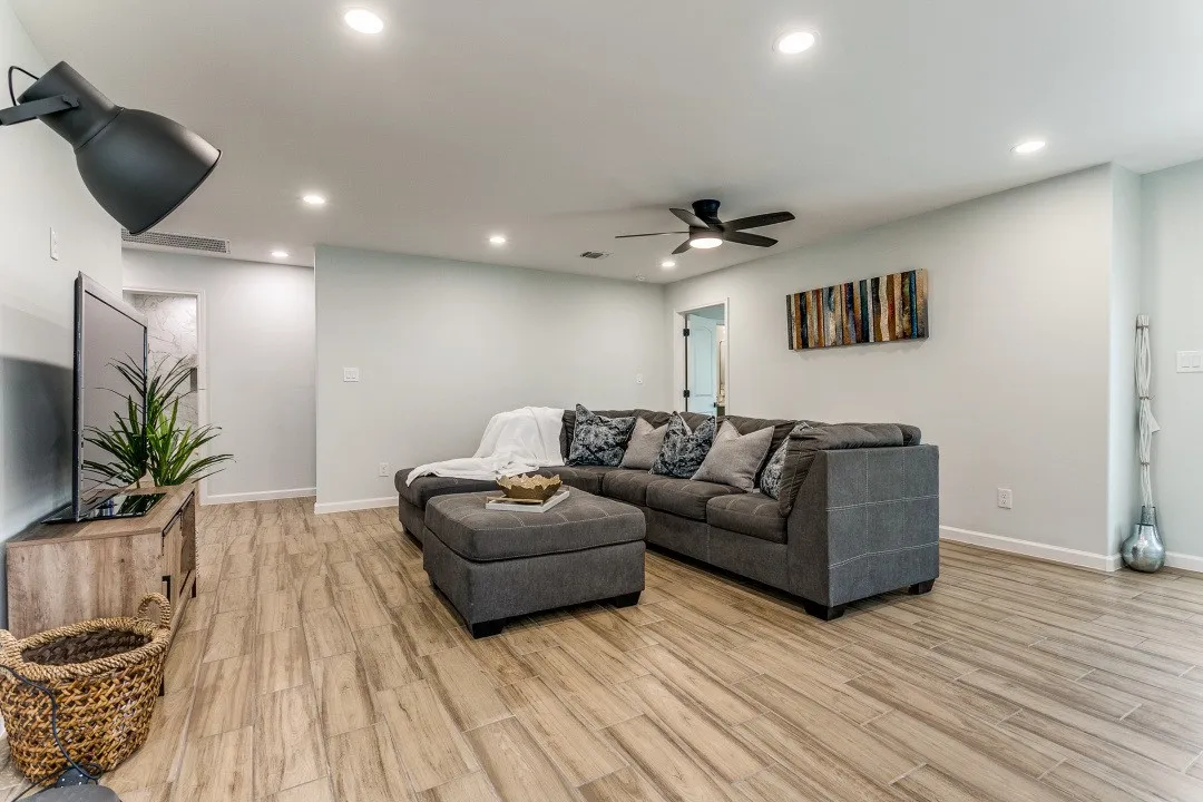 Gallery image 9