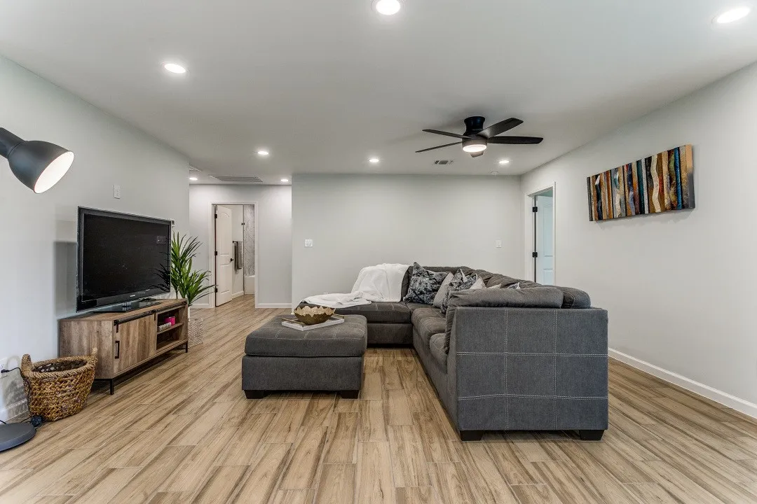 Gallery image 12