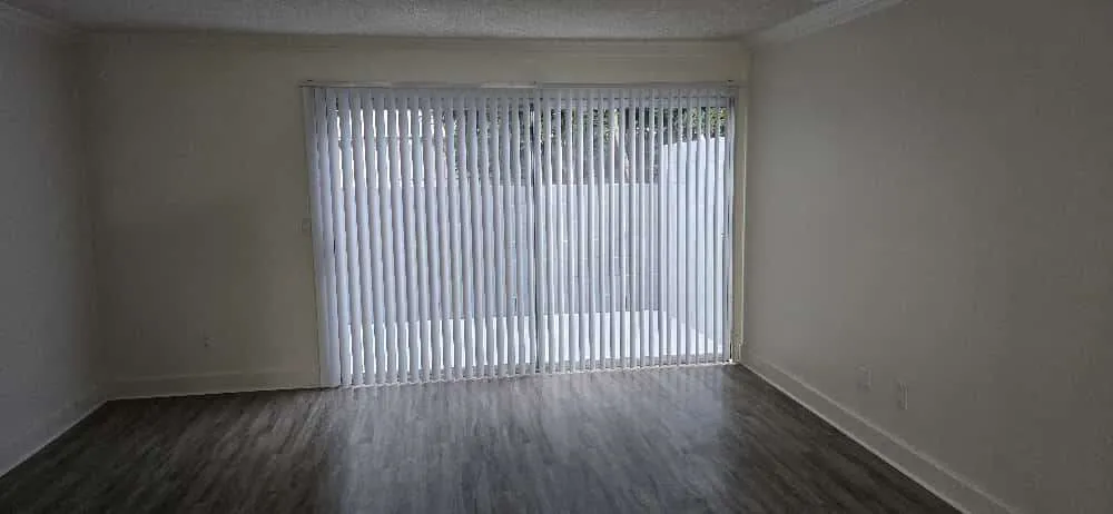 Gallery image 0