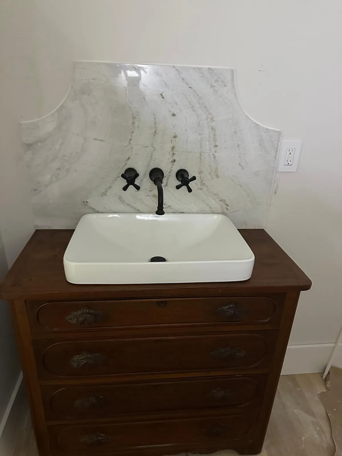 Gallery image 0