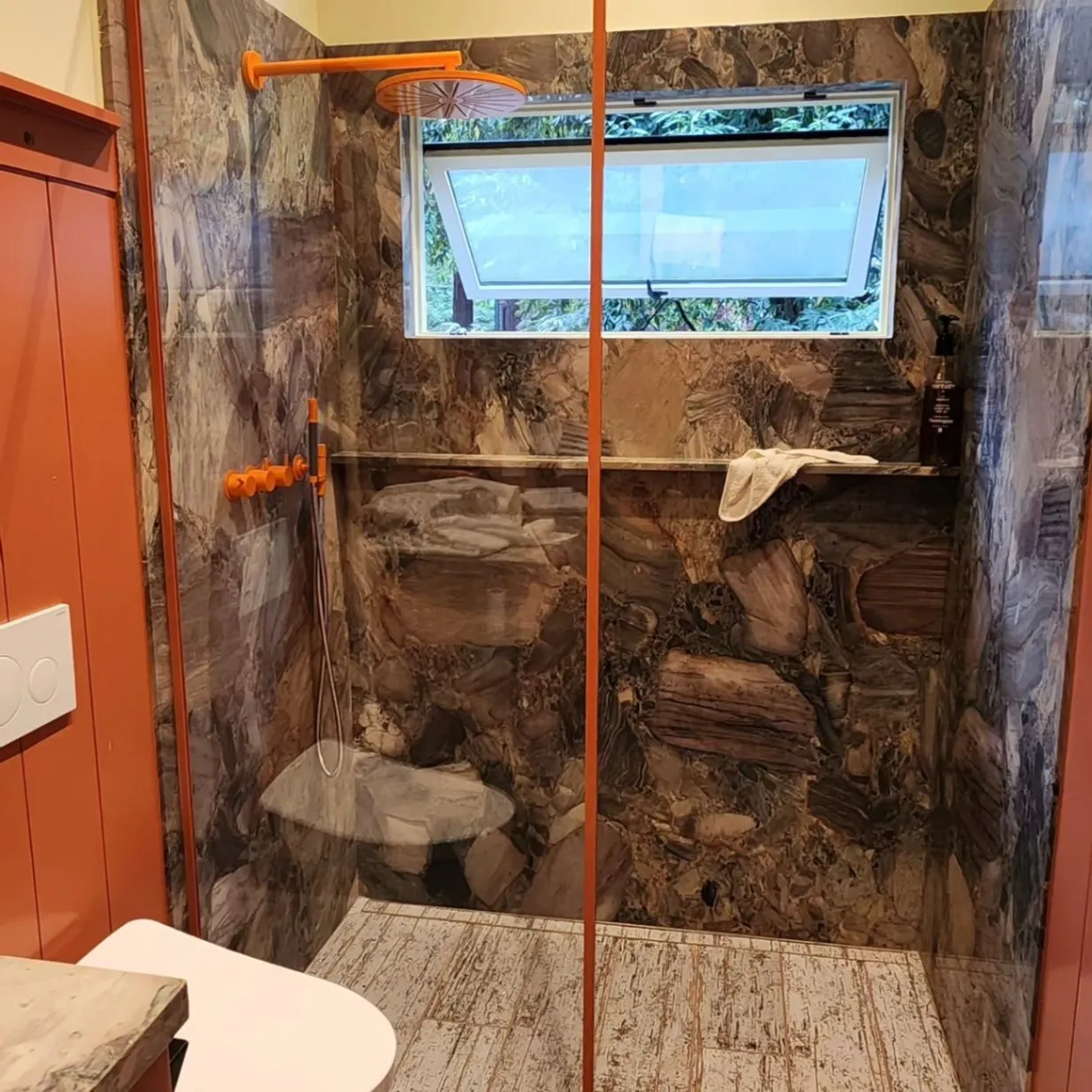 Gallery image 1