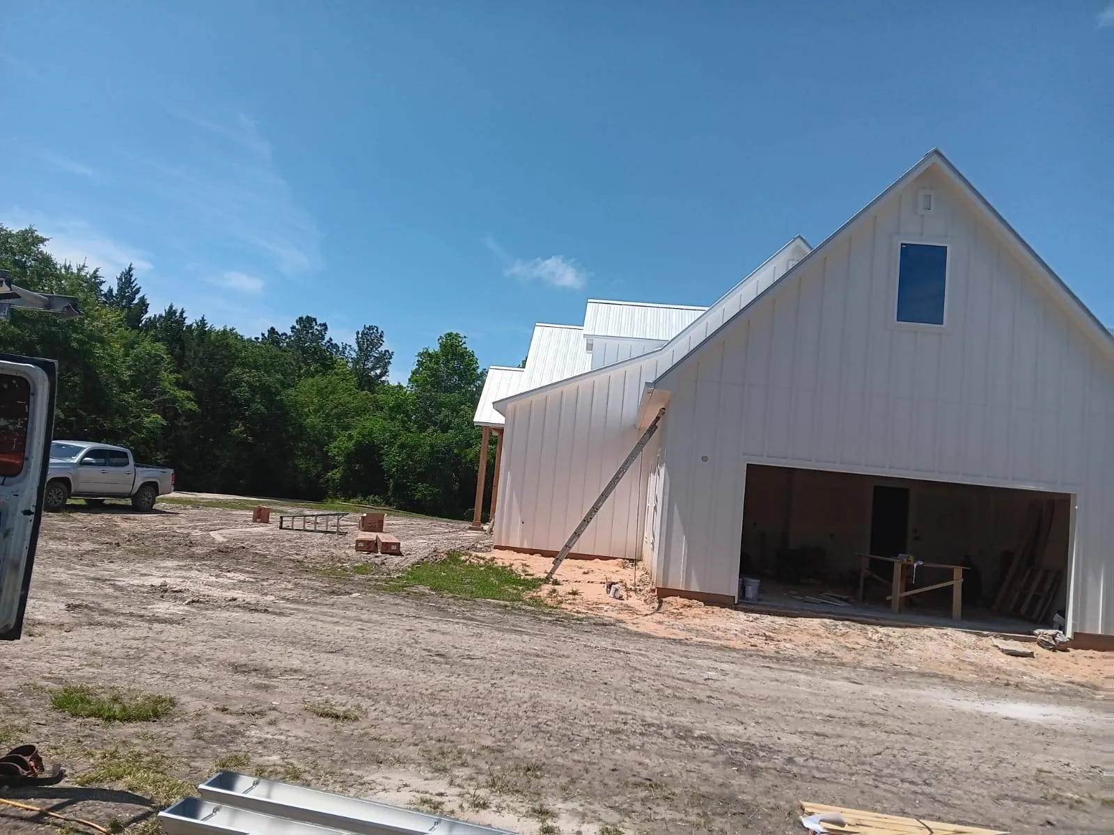 A & R Gutters Company