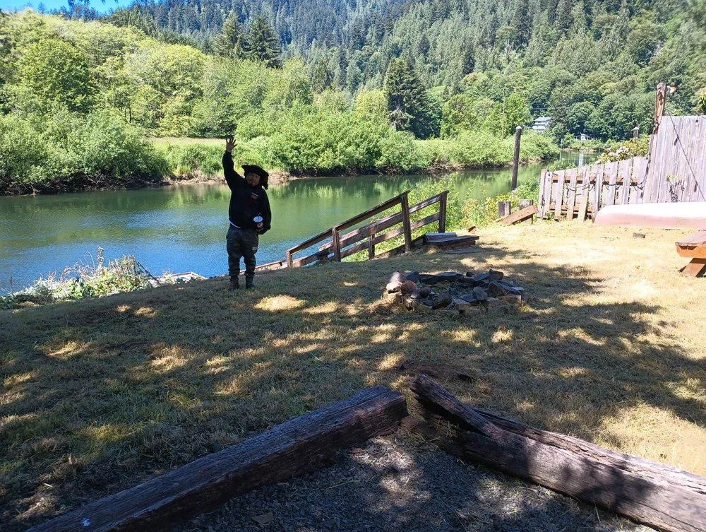 Oregon Green Lawn Maintenance